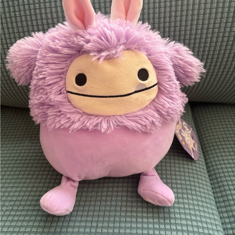 Squishmallow Bigfoot: Dilka